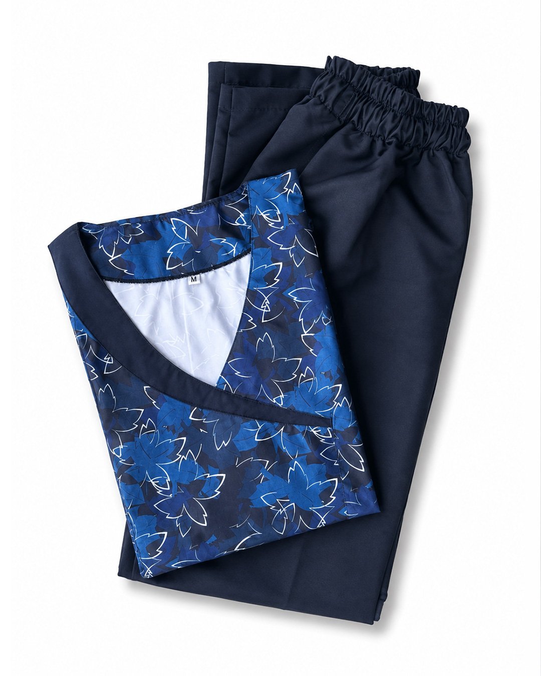 Uniforme Antifluido Floral Cuello V – Mujer foto 3